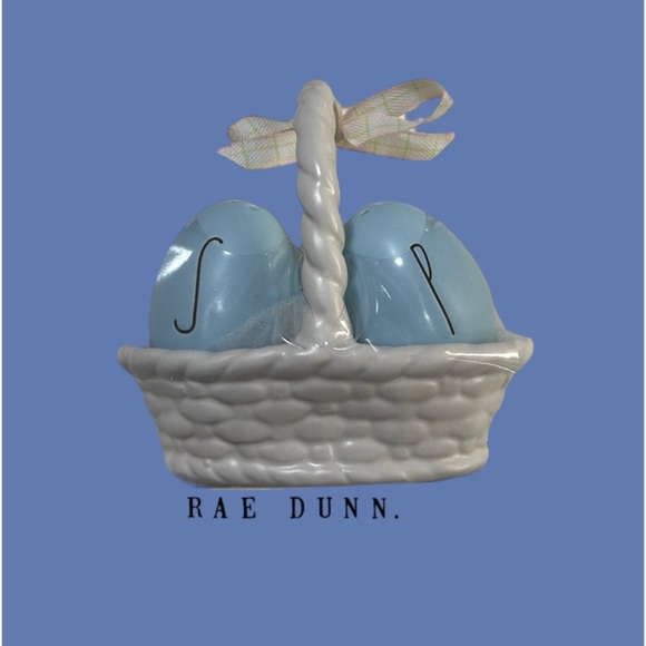 Rae Dunn Blue Robin Egg Salt and Pepper Shakers - Picture 1 of 3